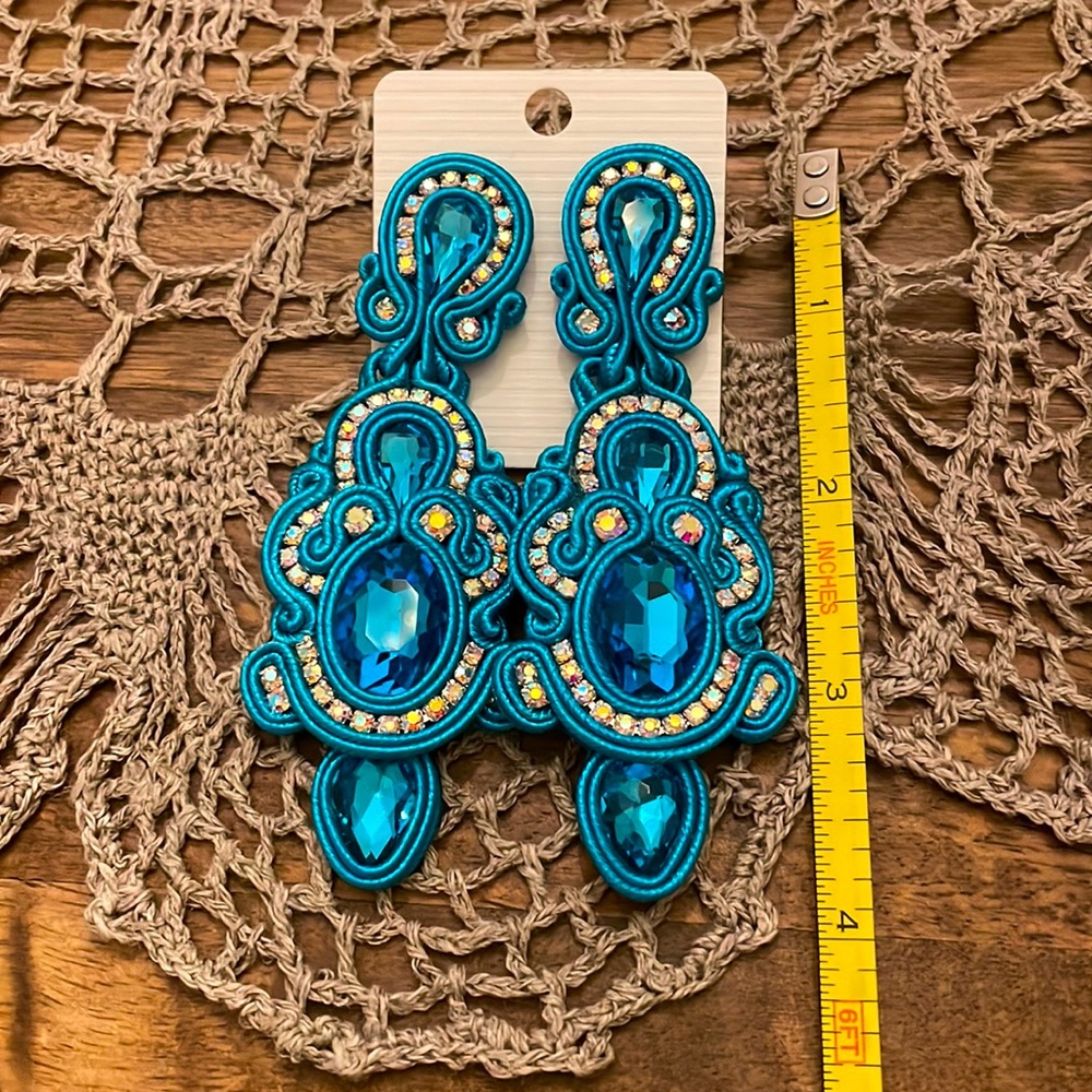 Designer jewelled handmade NWT earrings - Picture 2 of 3